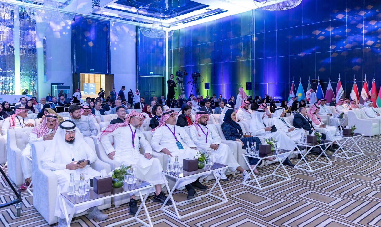 International delegations in the main hall